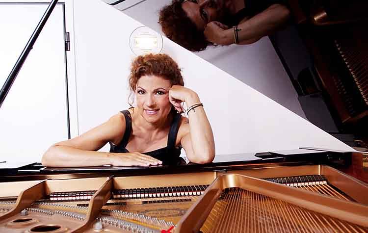 Τρεις εορταστικές εκδηλώσεις στο Ιδιόμελο