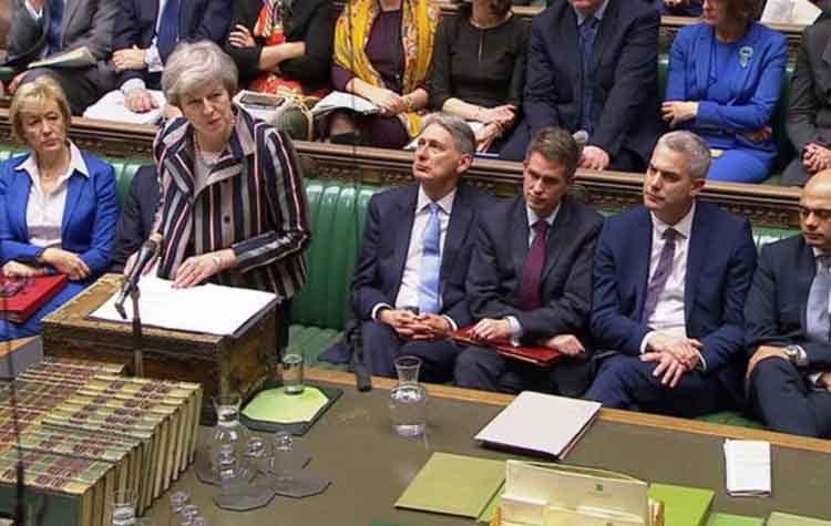 Τερέζα Μέι: Αναβολή της ψηφοφορίας για το Brexit