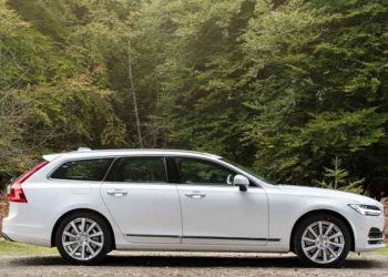 Volvo V90 Cross Country D5