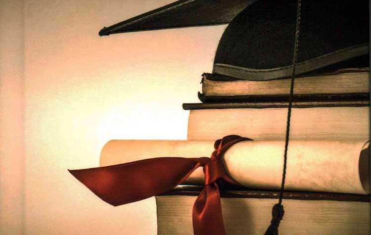 Βράβευση εθελοντών καθηγητών και επιτυχόντων στις Πανελλαδικές