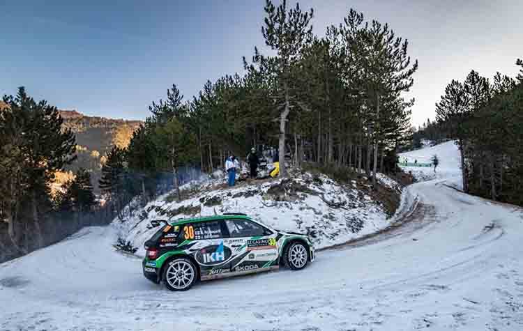 H Skoda Fabia R5 στη 2η θέση της WRC 2 Pro στο Μόντε Κάρλο