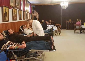 Επιτυχημένη εθελοντική αιμοδοσία από τον Ιερό Ναό Αγίας Τριάδος