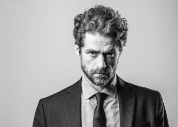 Δημήτρης Λάλος: «Εισιτήριο η ομορφιά, αλλά ποιος ο τερματικός σταθμός;»