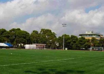 Ξεκινούν τα έργα ανακατασκευής στο Δημοτικό Στάδιο Πεύκης