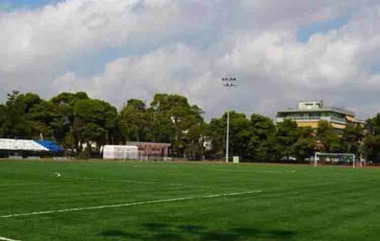 Ξεκινούν τα έργα ανακατασκευής στο Δημοτικό Στάδιο Πεύκης