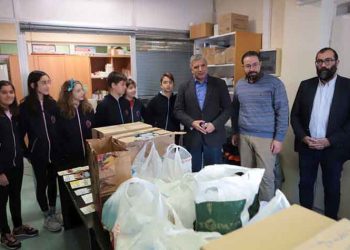 Ελληνοαγγλική Αγωγή: Παιδικά φάρμακα στο Κοινωνικό Φαρμακείο