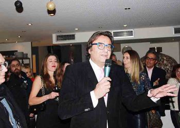 Δεξίωση του Γιάννη Νικολαράκου για την ονομαστική του εορτή