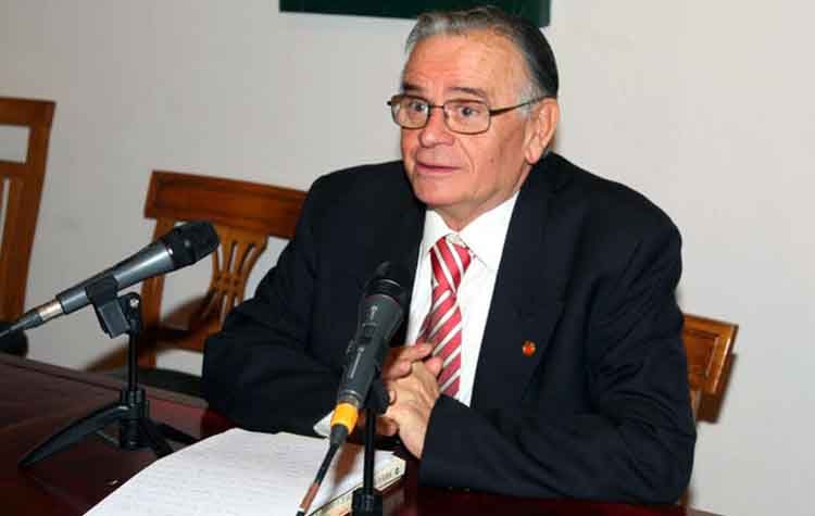 Πέθανε ο ιστορικός Σαράντος Καργάκος