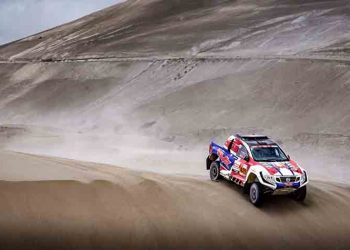 Τα Nissan Navara της Red – Lined Adventure στο Ράλι Ντακάρ
