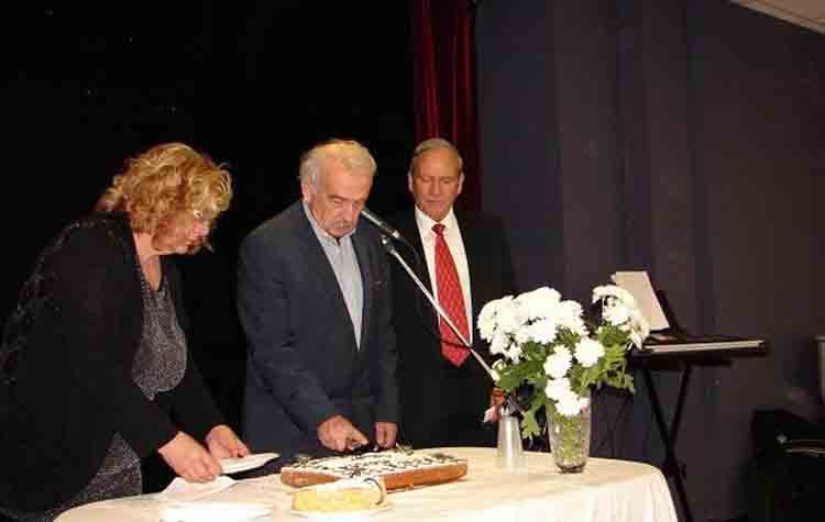 Πρωτοχρονιάτικη πίτα από τον Σύνδεσμο Μικρασιατών - Γκιουλμπαξιωτών «Νέα Ροδώνη»