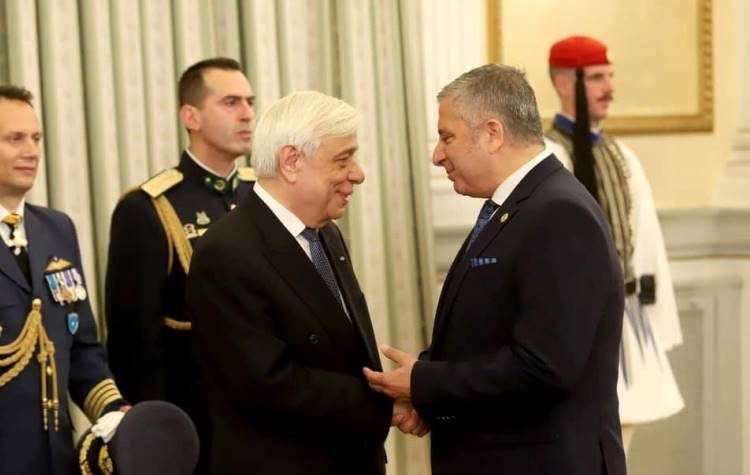 Πρωτοχρονιάτικες ευχές Πατούλη στον Πρόεδρο της Δημοκρατίας