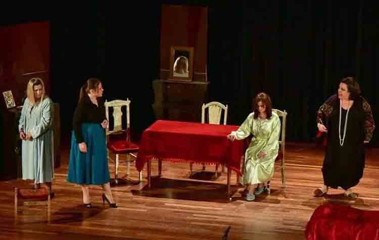 Η «Φλαντρώ» του Παντελή Χορν στο Δημοτικό Θέατρο Πεύκης