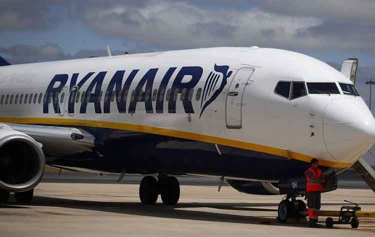 H Ryanair διακόπτει τις πτήσεις Αθήνα - Θεσσαλονίκη
