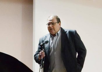 Σίμος Ρούσσος: Διεκδίκηση νέας θητείας με ανοίγματα «ανεξάρτητα από πολιτικές καταβολές»