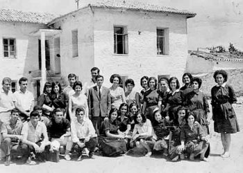 «Σώστε το είδος δάσκαλος…»