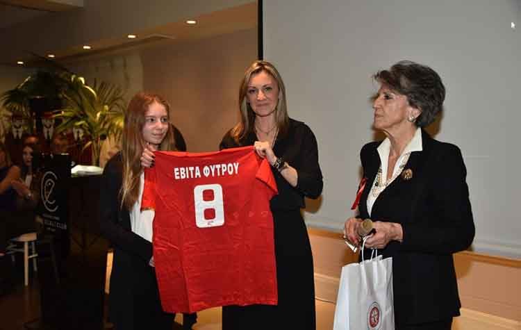 Ο ΖΑΟΝ τιμά τη μνήμη της Εβίτας Φύτρου