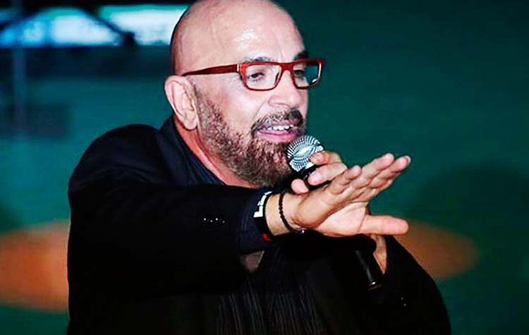 Γιάννης Ζουγανέλης: Στην αντεπίθεση μετά τη μήνυση για «ρατσισμό