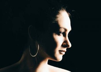 Η Στέλλα Σαμαρά για πρώτη φορά στο «Half Note»