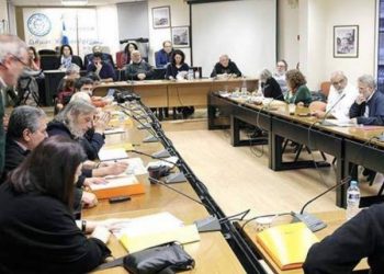 «Άνοιξαν οι κεραίες» της συζήτησης στο Δημοτικό Συμβούλιο