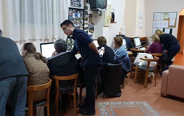 «Όλοι μαζί μπορούμε και στη γνώση» κύκλος τρίτος