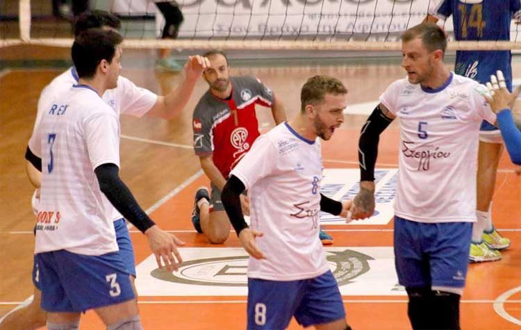 Κηφισιά «πολλών μποφόρ» κέρδισε στη Σύρο τον Φοίνικα