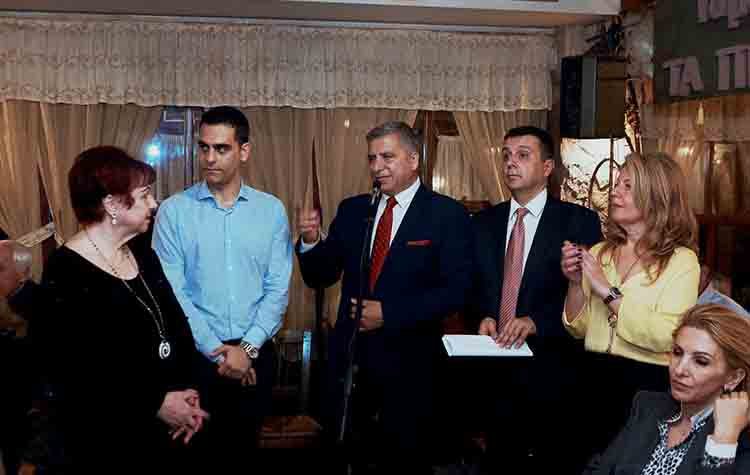 Κοπή πίτας με άρωμα Πελοποννήσου