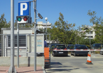 Ξεκινά το ιδιωτικό πάρκινγκ της Πλακεντίας – Στην αντεπίθεση το Δημοτικό Συμβούλιο