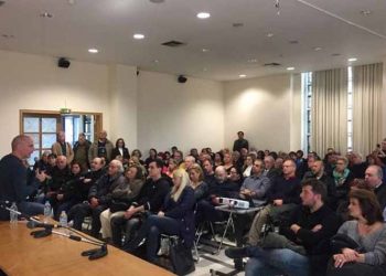 «Σοσιαλισμός για τους τραπεζίτες, σκληρή λιτότητα για τους λαούς»