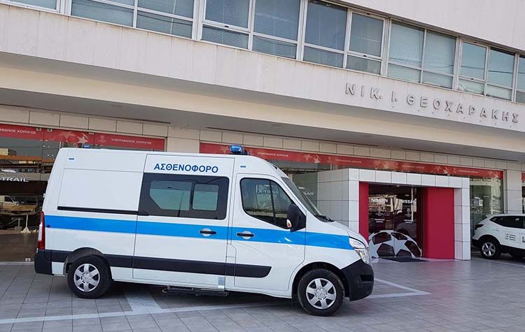 Ασθενοφόρο Nissan NV400 από τη Nissan Νικ. Ι. Θεοχαράκης Α.Ε.