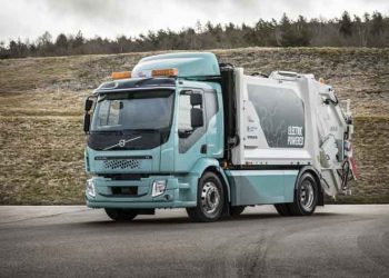 Τα πρώτα ηλεκτρικά φορτηγά της Volvo παραδόθηκαν σε πελάτες