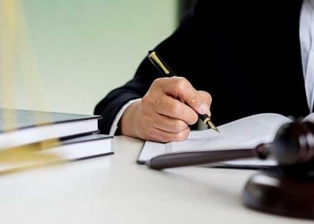 Κίνδυνος για τους θεσμούς η ανοχή στην ανομία