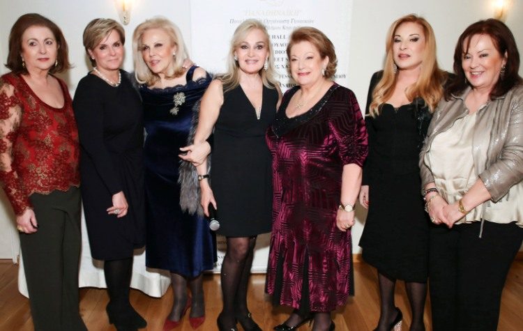 Η Κηφισιά τίμησε τη Γυναίκα