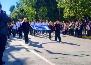 Στα γαλανόλευκα Παπάγου και Χολαργός για την Εθνική Επέτειο