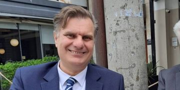 B. Σάρκουλας: «Παχυλοί μισθοί στον Αναπτυξιακό Οργανισμό του Δήμου»