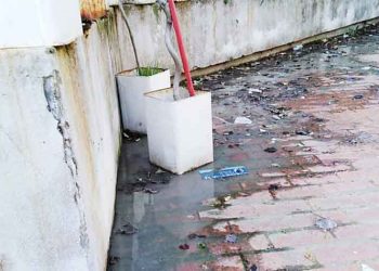 Σε απόγνωση για τα βοθρολύματα οι κάτοικοι του Ηλιακού Χωριού