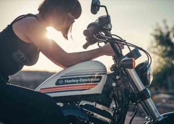 Κάνε τώρα δικιά σου μία ολοκαίνουρια Sportster και επωφελήσου έως και 1.500€