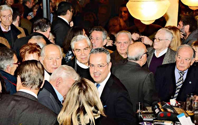 Ηλίας Αποστολόπουλος: «Συνεχίζουμε μαζί, σταθερά και δυνατά»