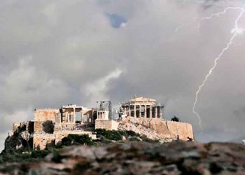 Κακοκαιρία: Φωτιά να μας κάψει