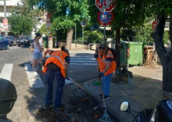 Δήμος Χαλανδρίου: «Επιχείρηση» οδοκαθαρισμών