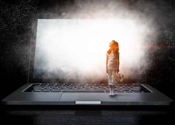 «Εθισμός» στο διαδίκτυο: ο νέος cyber κίνδυνος για παιδιά και εφήβους