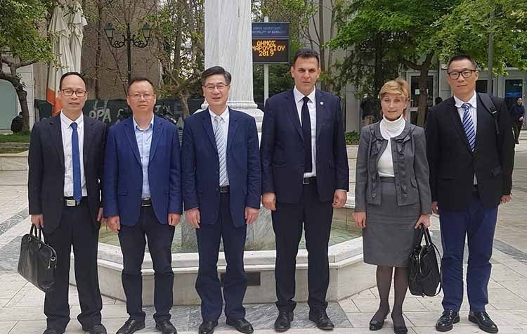 Κινέζους αξιωματούχους υποδέχτηκε ο Γιώργος Καραμέρος και το #Ενωμένο Μαρούσι