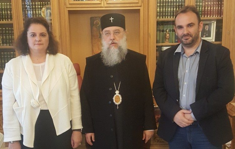 Συνάντηση της Αγγελικής Παπάζογλου με τον Μητροπολίτη Κύριλλο
