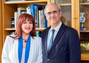 Υποψήφια με το συνδυασμό του δημάρχου η Ναταλί Λεονταράκη