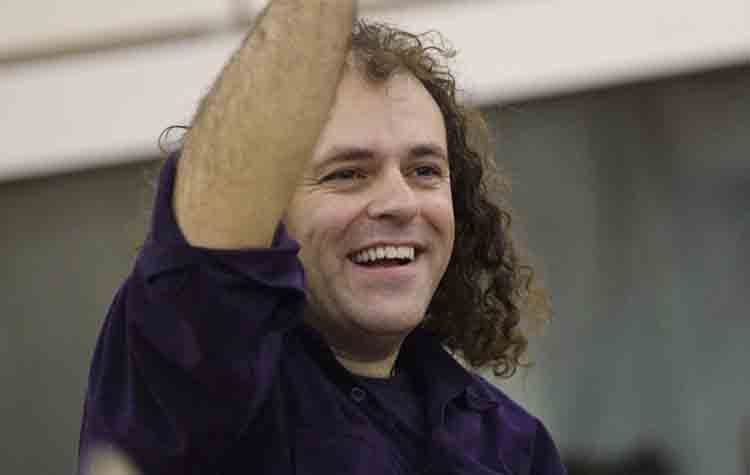 Ο συνθέτης Νίκος Πλατύραχος στη σκηνή του Half Note