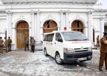 «Ματωμένο» Πάσχα στη Σρι Λάνκα - 321 νεκροί από τις βομβιστικές επιθέσεις