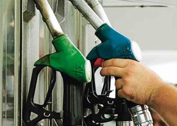Βενζίνη: Η τιμή… τιμή δεν έχει