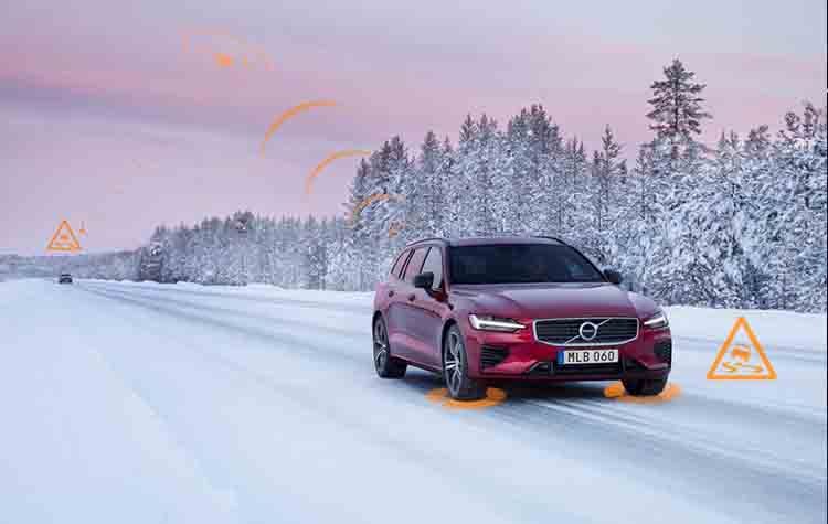 Τα Volvo ανταλλάσσουν πληροφορίες για την οδική ασφάλεια