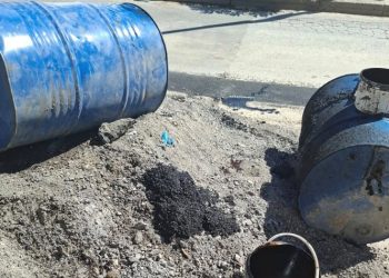 Γ. Οικονόμου: «Κακοτεχνίες κατέστρεψαν τα οδοστρώματα της πόλης»