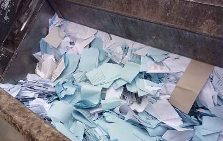 Τα έσοδα από την ανακύκλωση του εκλογικού χαρτιού θα αποδοθούν στα σχολεία