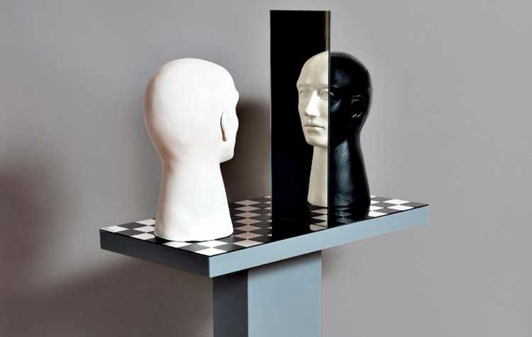 «Πίσω από το Προσωπείο»: Έκθεση της  Άσπας Παπαλεξανδρή